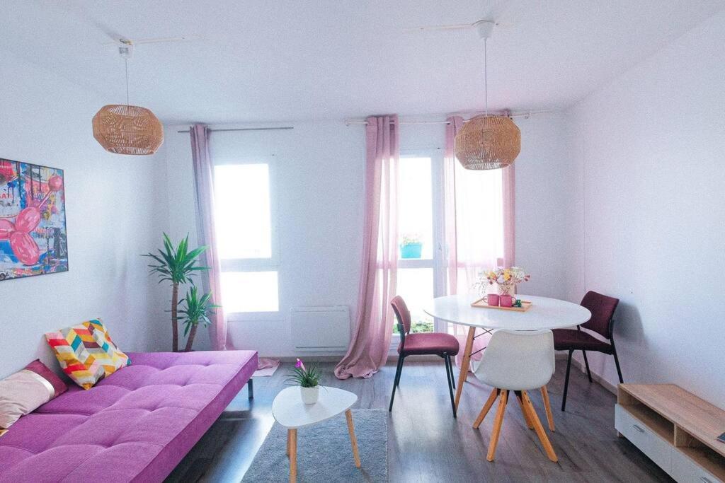 Apartament Le Pinky Bird - Paris 19 Zewnętrze zdjęcie